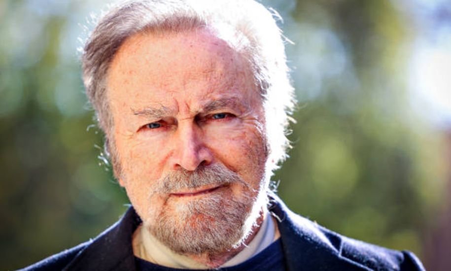 Franco Nuovo — A Full Portrait of the Veteran Canadian Journalist Franco Nuovo